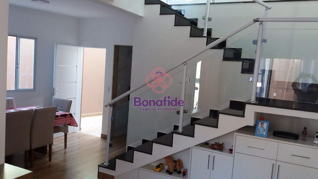 Casa à venda no Centro: 