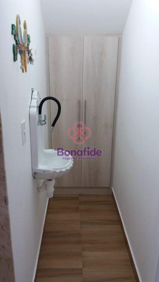 Casa à venda no Centro: 