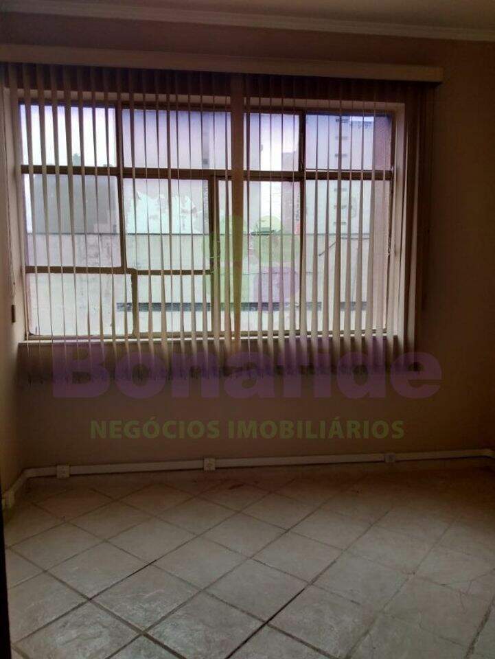 Sala à venda no Centro: 