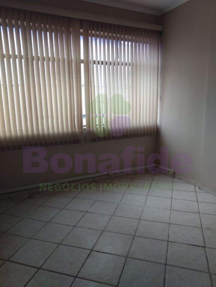 Sala à venda no Centro: 