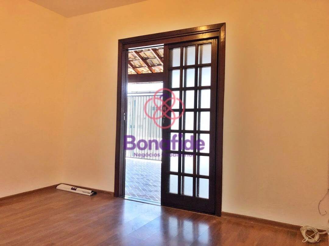 Casa à venda no Parque Almerinda Pereira Chaves: 