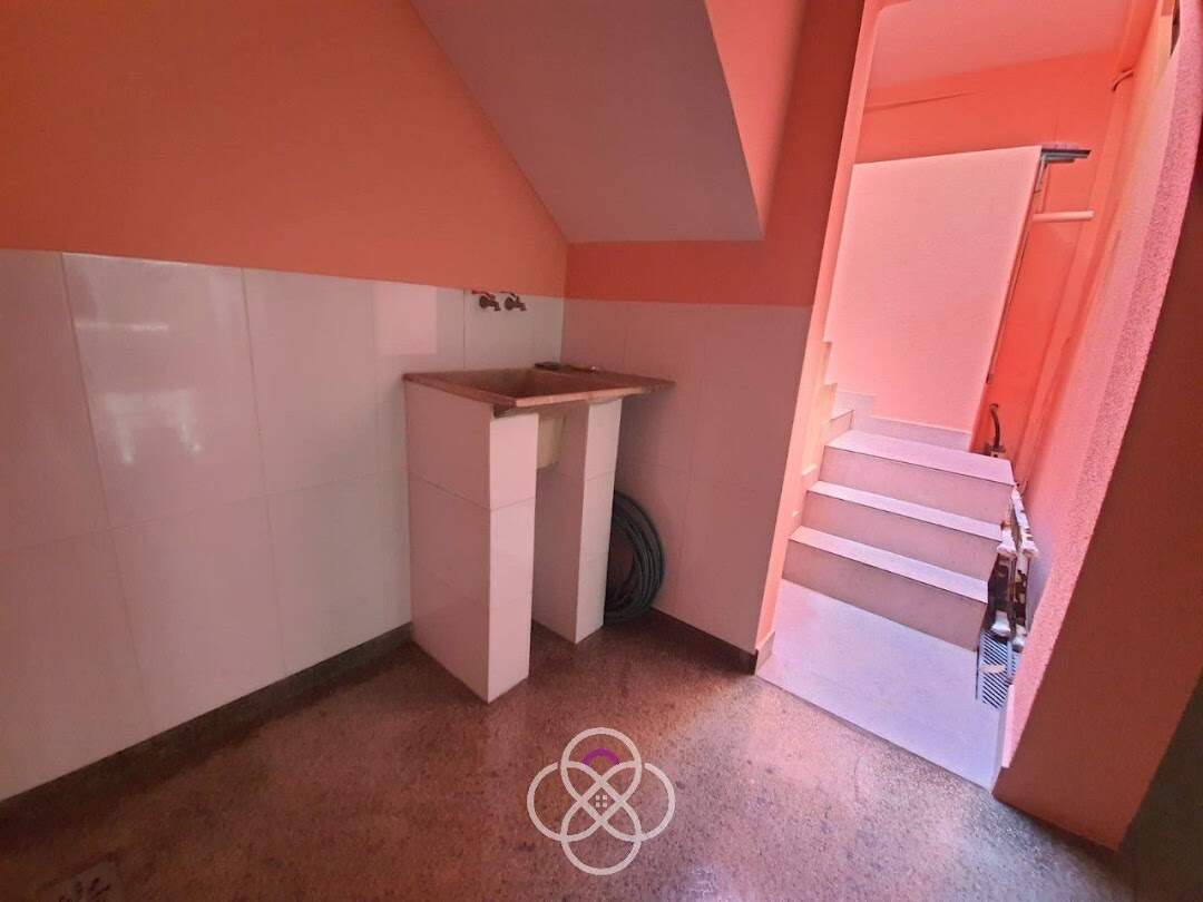 Casa à venda no Vila Galvão: 