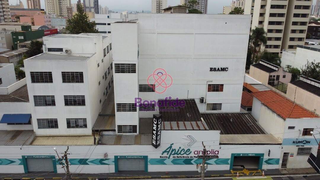 Prédio à venda no Centro: 