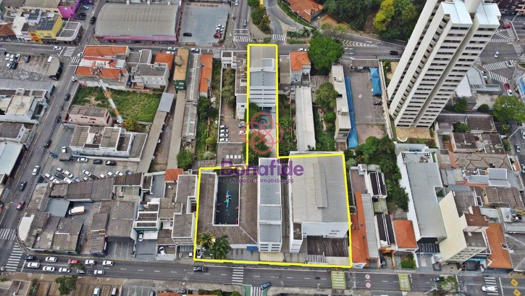 Prédio à venda no Centro: 