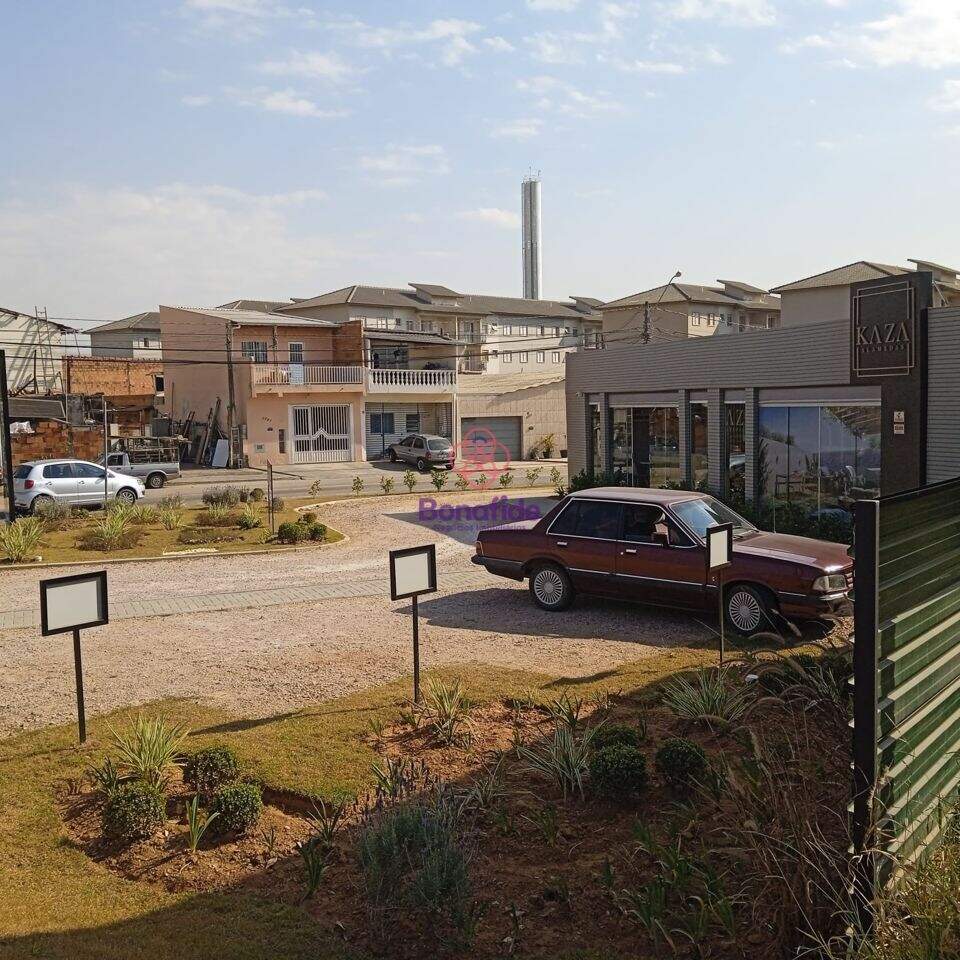 Área à venda no Medeiros: 