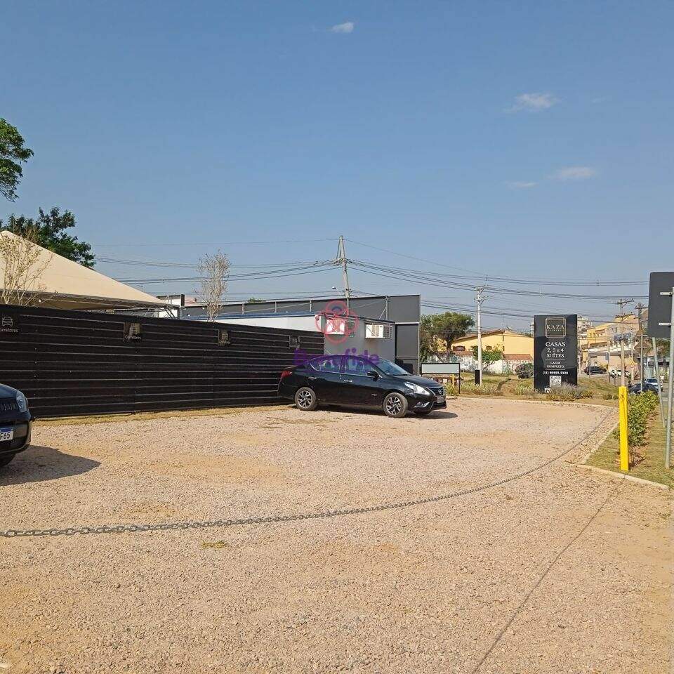 Área à venda no Medeiros: 