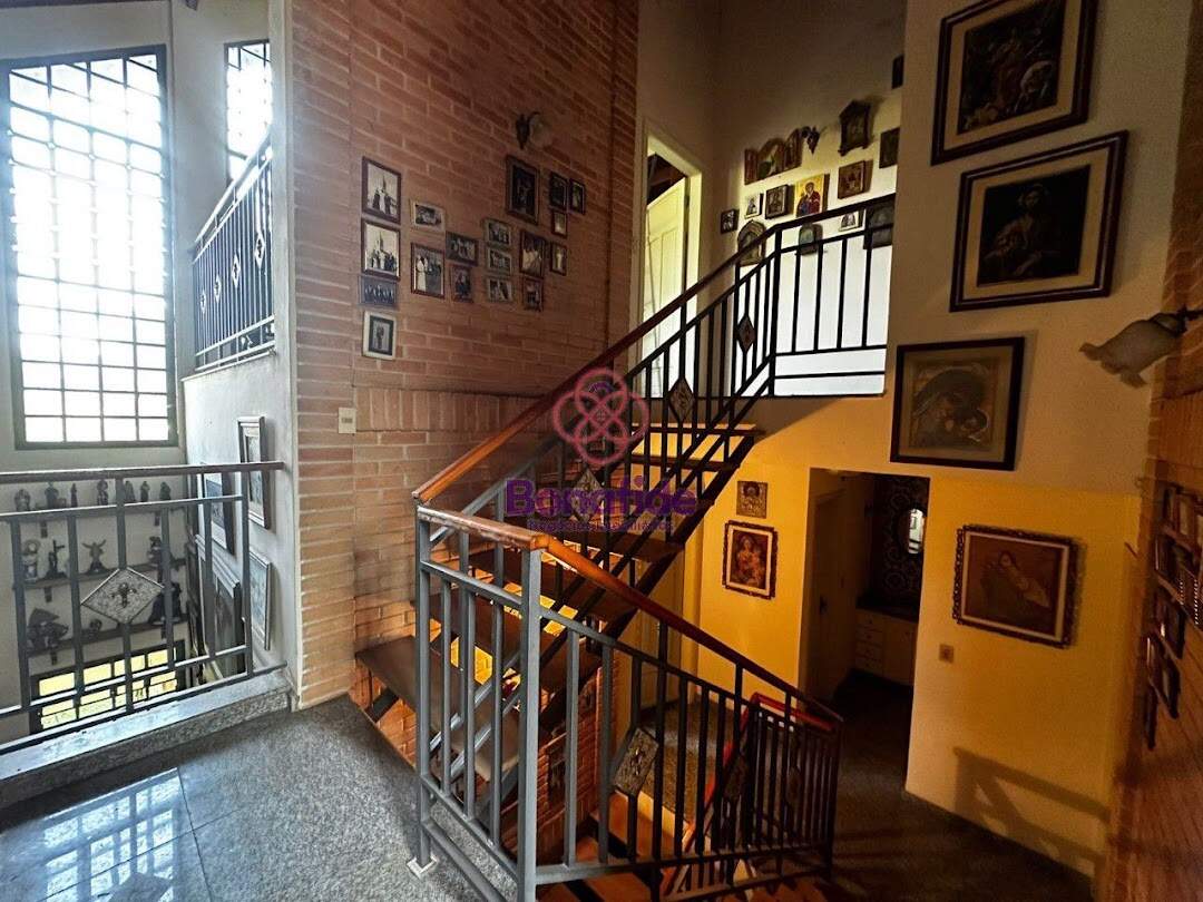 Rancho à venda no Jardim Tarumã: 