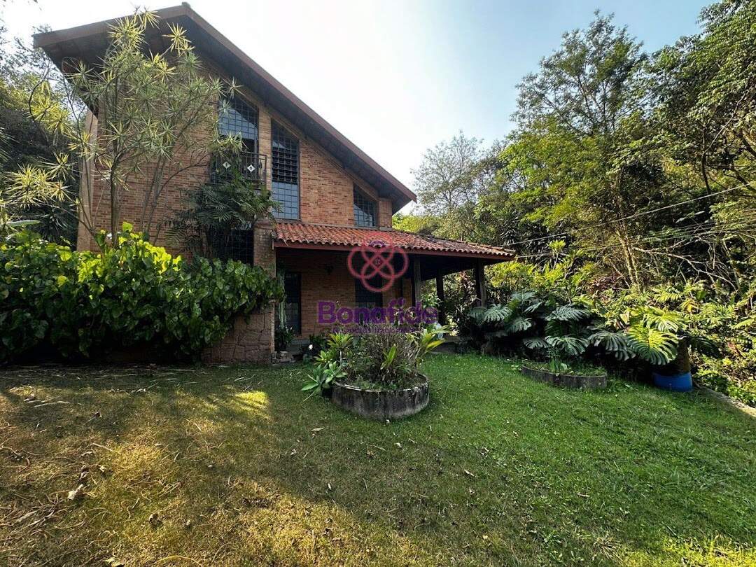 Rancho à venda no Jardim Tarumã: 