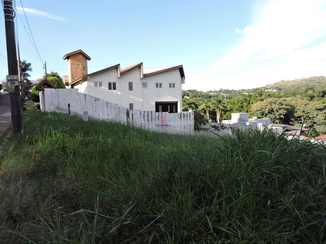 Terreno à venda no Chácara Malota: 
