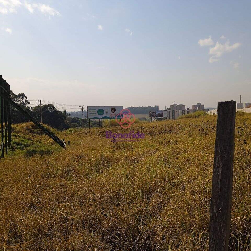 Área à venda no Medeiros: 