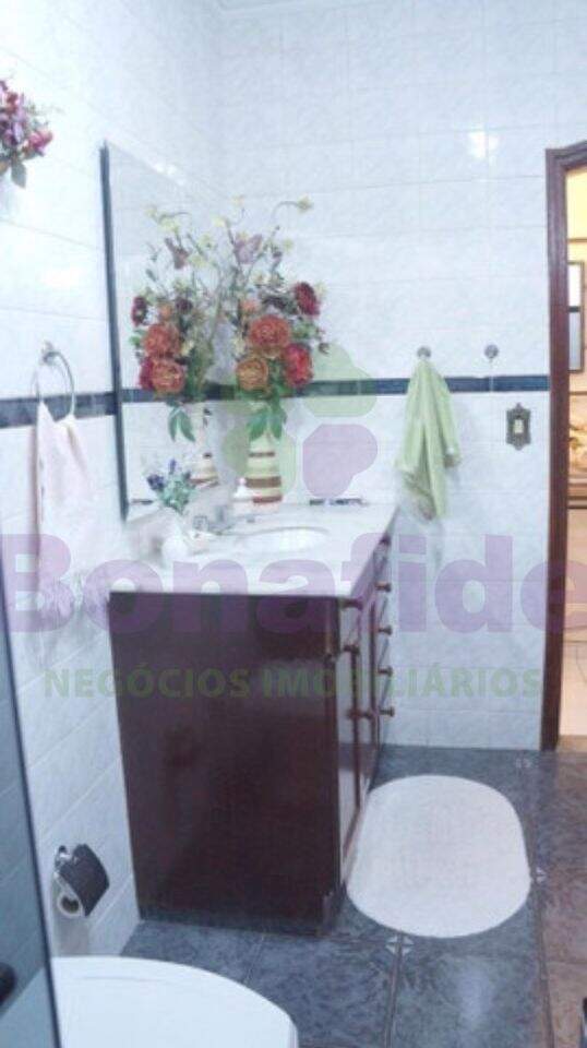 Casa à venda no Jardim Martins: 