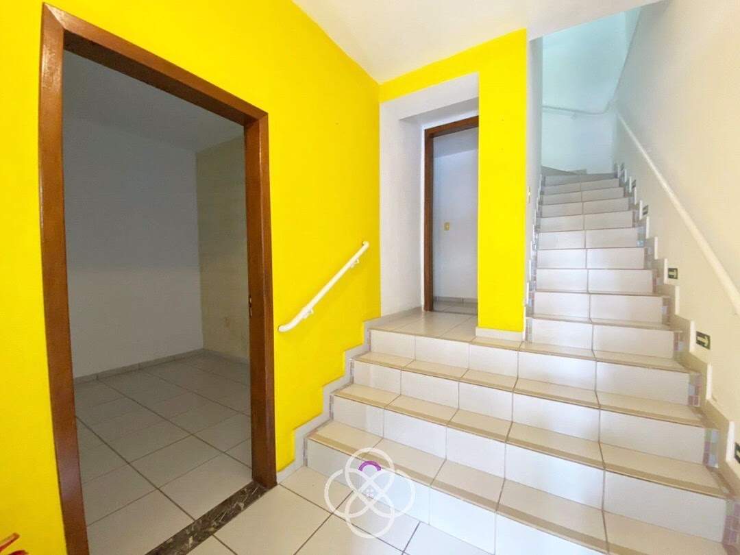 Casa à venda no Anhangabaú: 