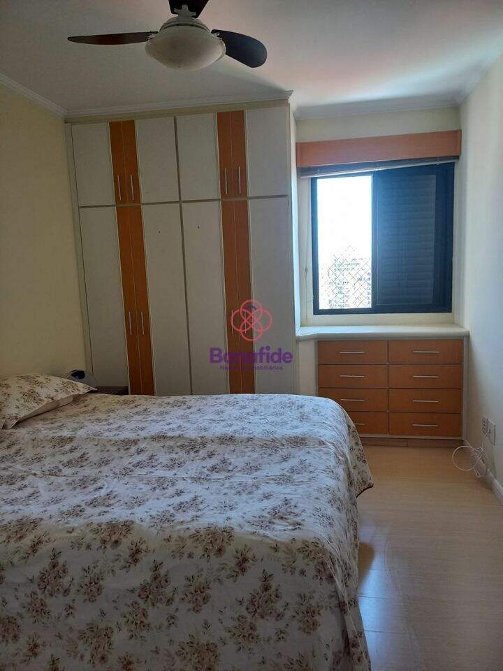 Apartamento à venda no Jardim Messina: 