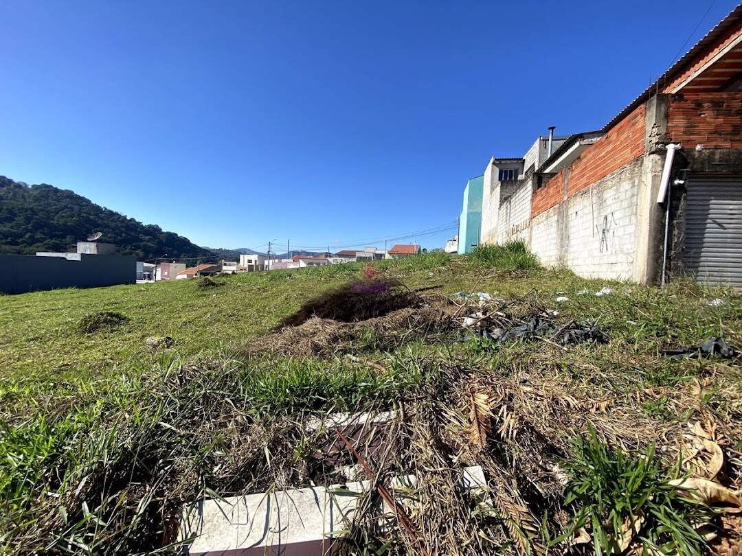 Terreno à venda no Jardim Marambaia II: 