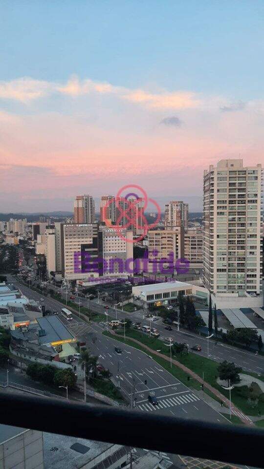 Apartamento à venda no Anhangabaú: 