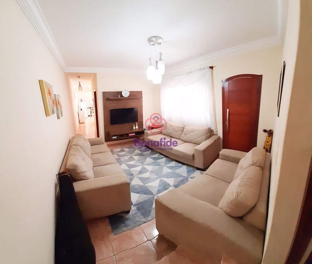 Casa à venda no Jardim Ana Luiza: 