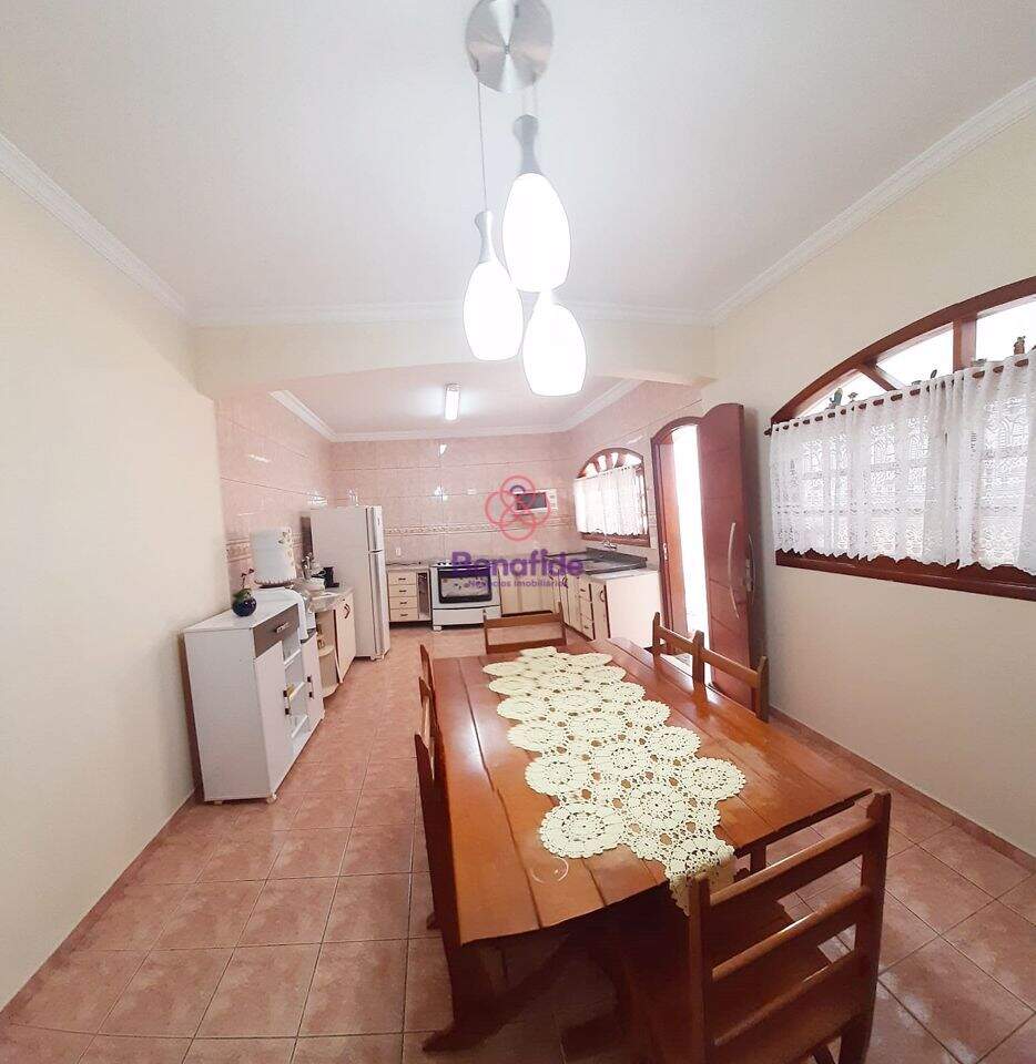 Casa à venda no Jardim Ana Luiza: 
