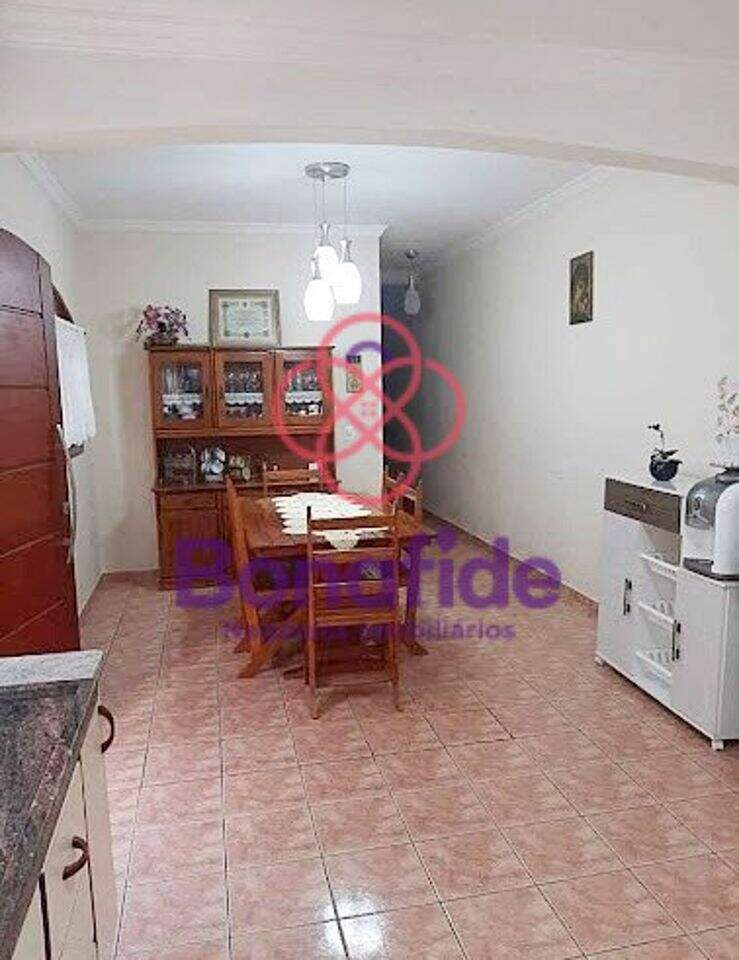 Casa à venda no Jardim Ana Luiza: 