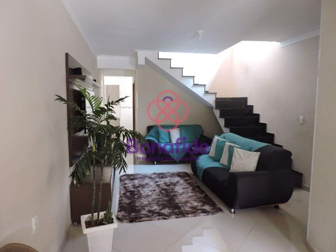 Casa à venda no Jardim Caçula: 