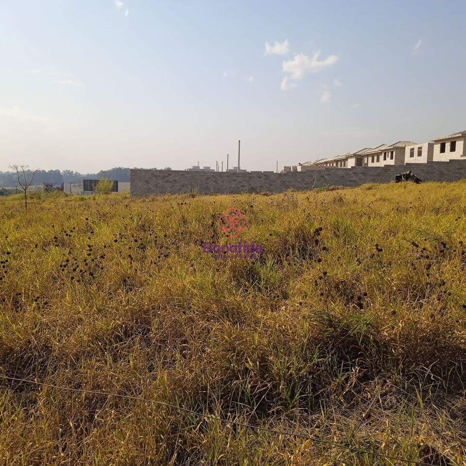 Área à venda no Medeiros: 