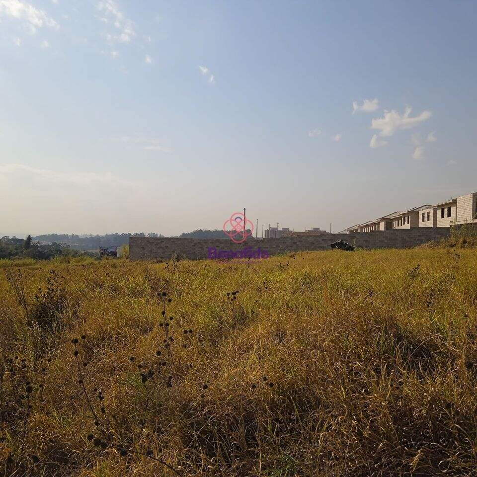 Área à venda no Medeiros: 