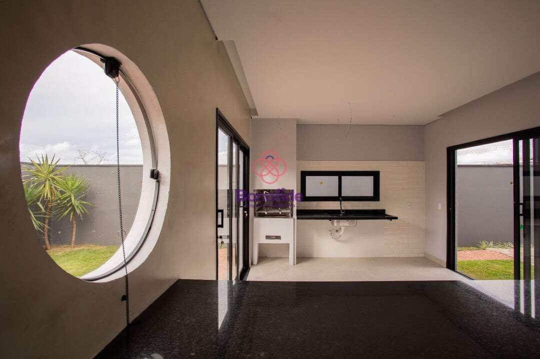 Casa à venda no Jacaré: 