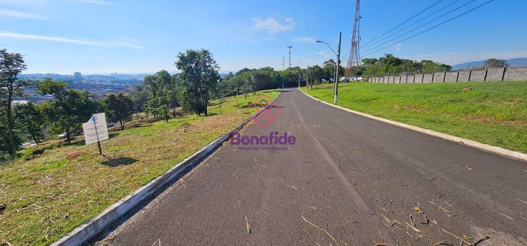 Terreno à venda no Loteamento Portal da Colina: 