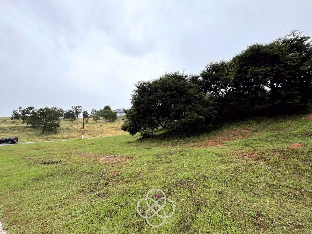 Terreno à venda no Loteamento Portal da Colina: 