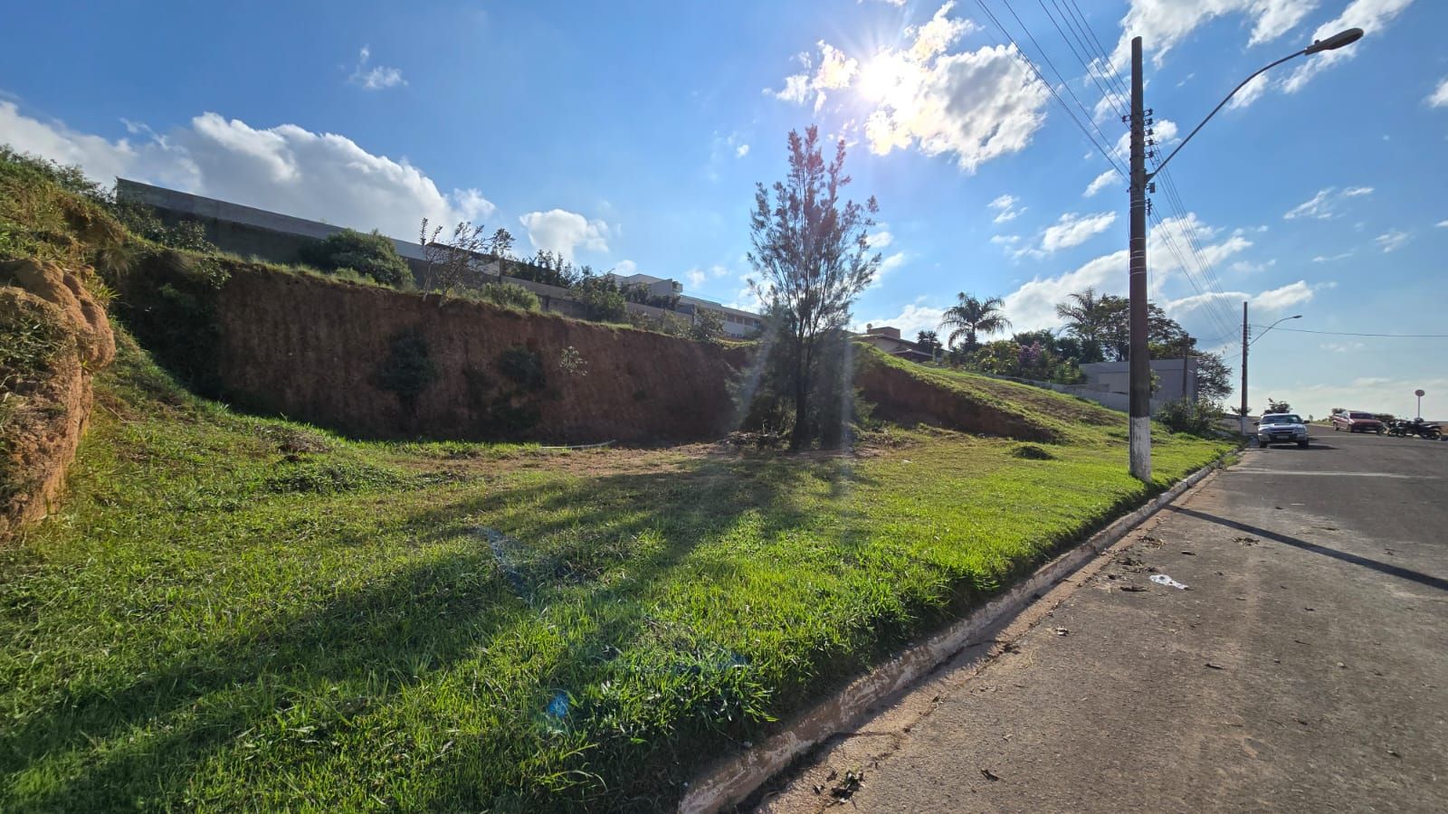 Terreno à venda no Loteamento Portal da Colina: 