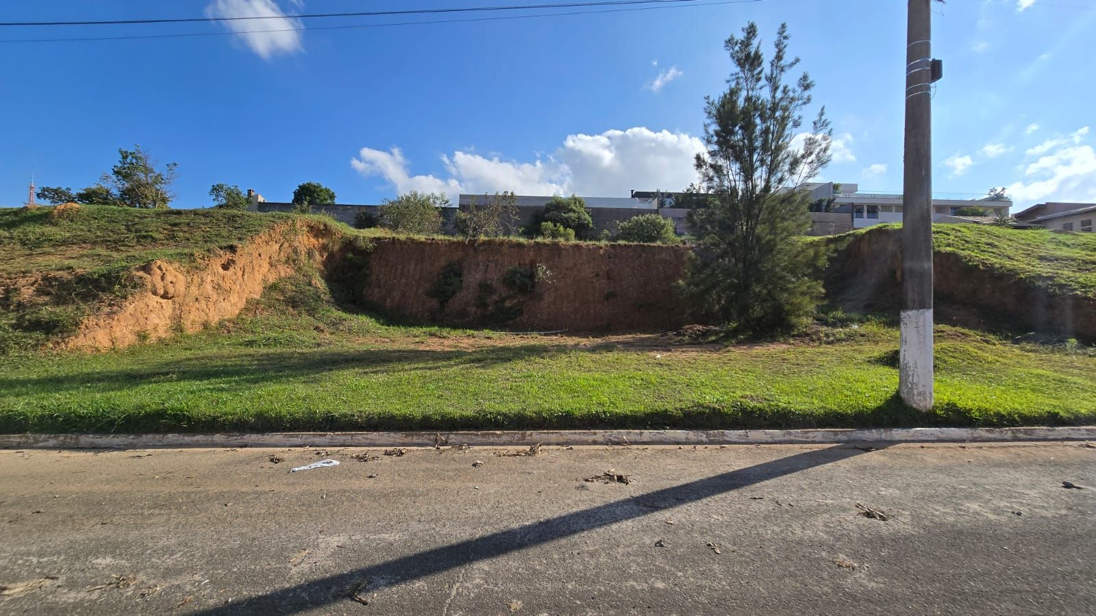 Terreno à venda no Loteamento Portal da Colina: 