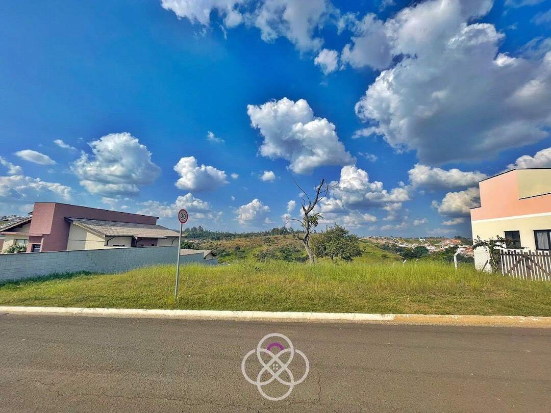 Terreno à venda no Loteamento Portal da Colina: 