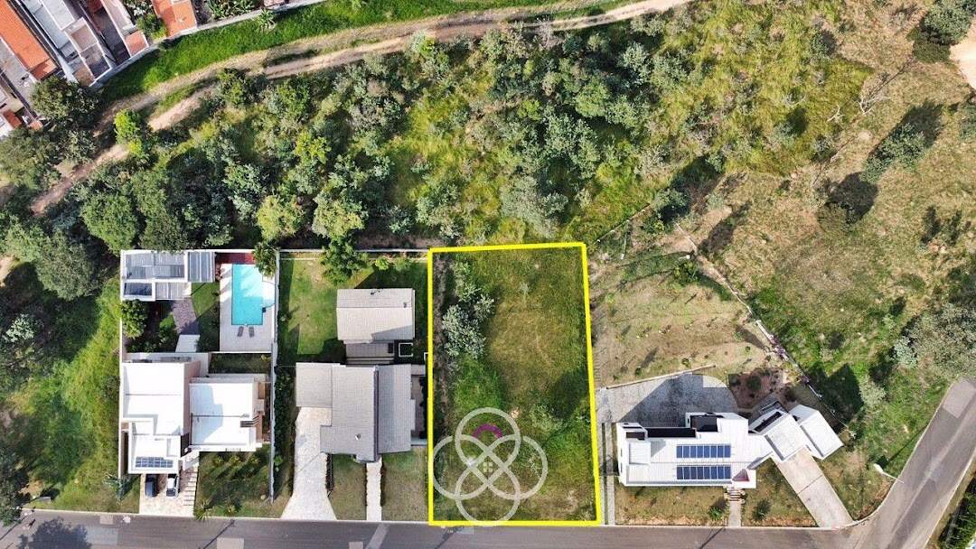 Terreno à venda no Loteamento Portal da Colina: 