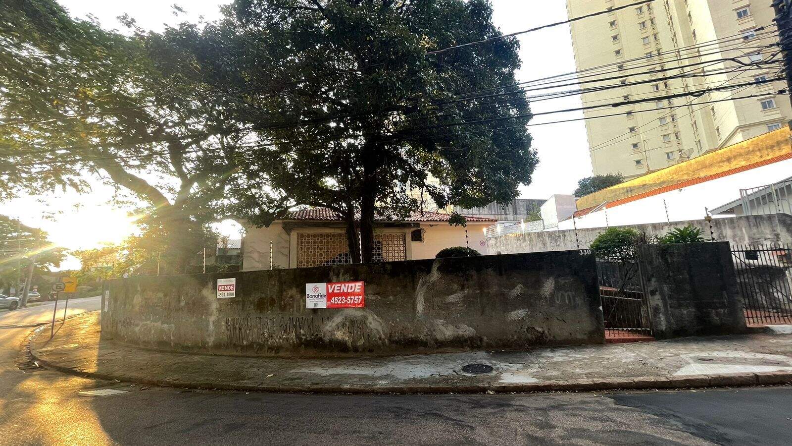 Casa à venda no Centro: 