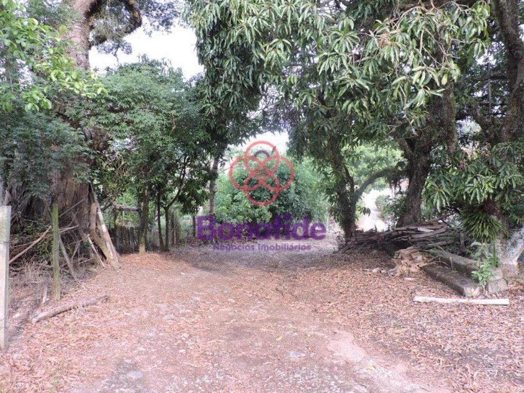 Área à venda no Jardim Caxambu: 