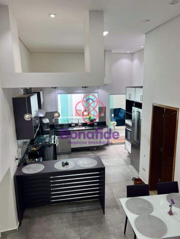 Casa à venda no Jardim Pacaembu: 