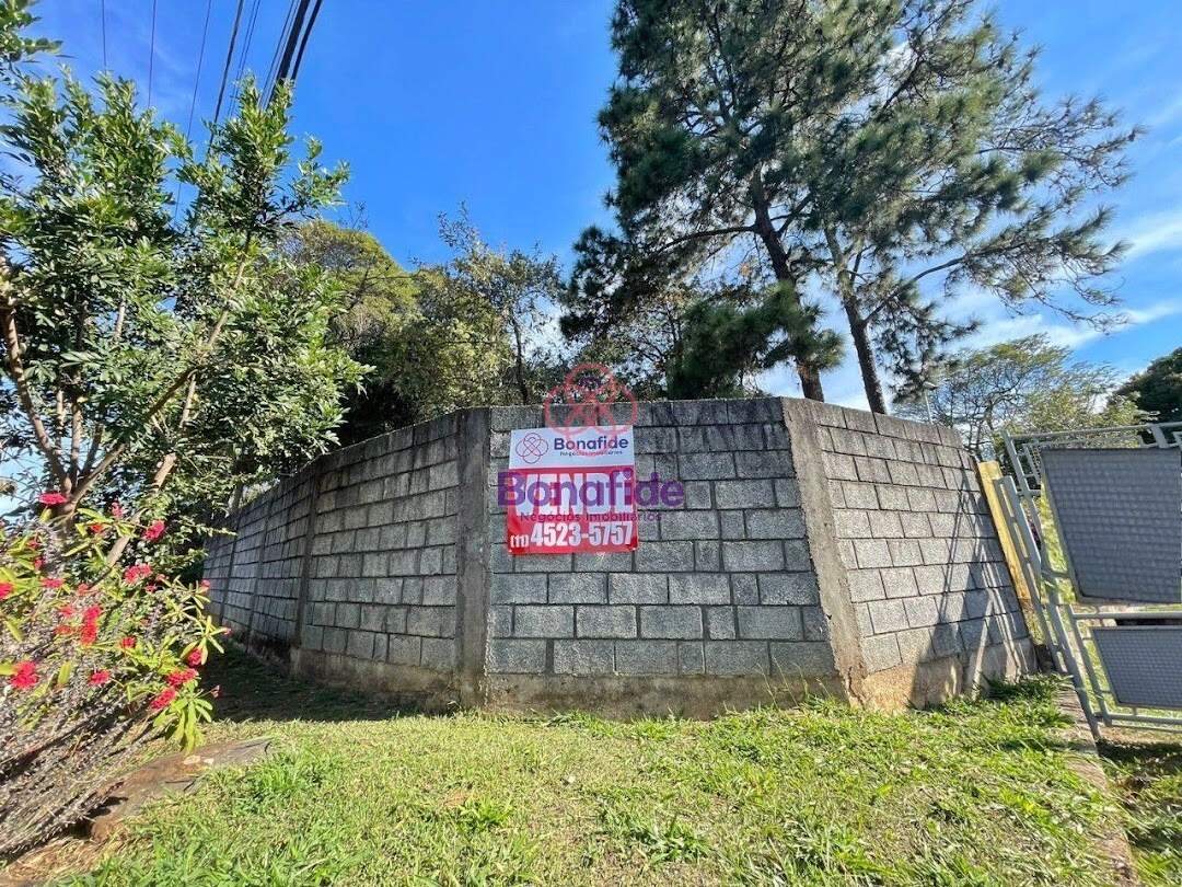 Área à venda no Medeiros: 