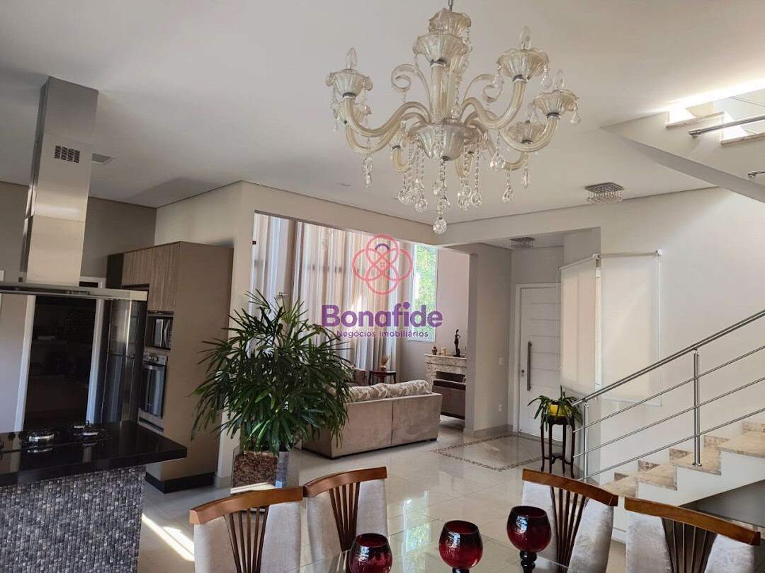 Casa à venda no Engordadouro: 