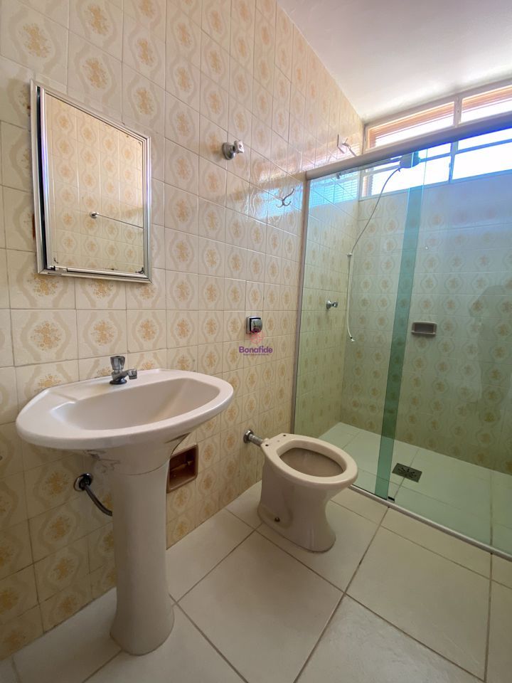 Casa à venda no Jardim Danúbio: 