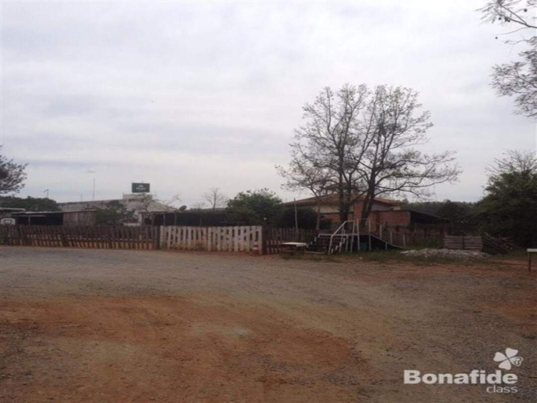 Terreno à venda no Vila São José: 