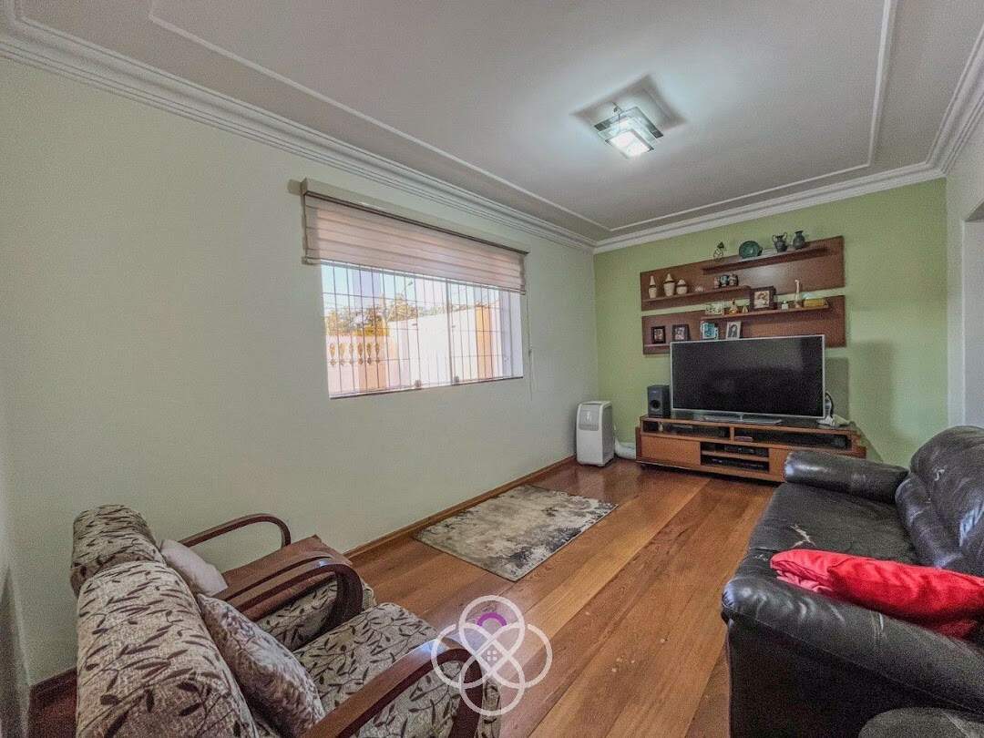 Casa à venda no Jardim das Samambaias: 