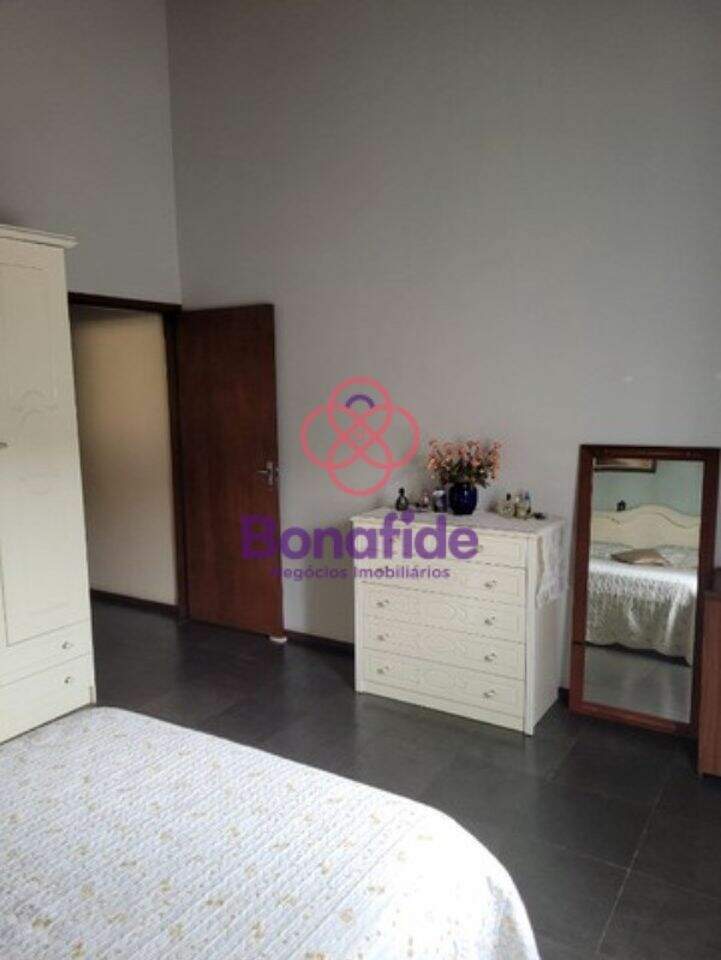 Casa à venda no Jardim do Lírio: 