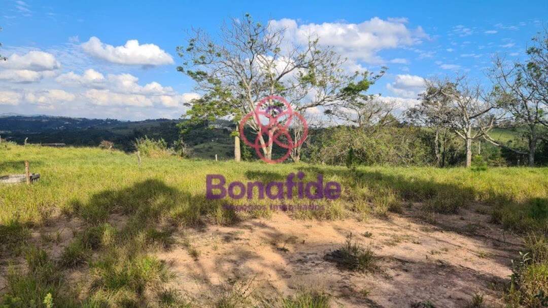 Área à venda no Chácara Ivoturucaia: 