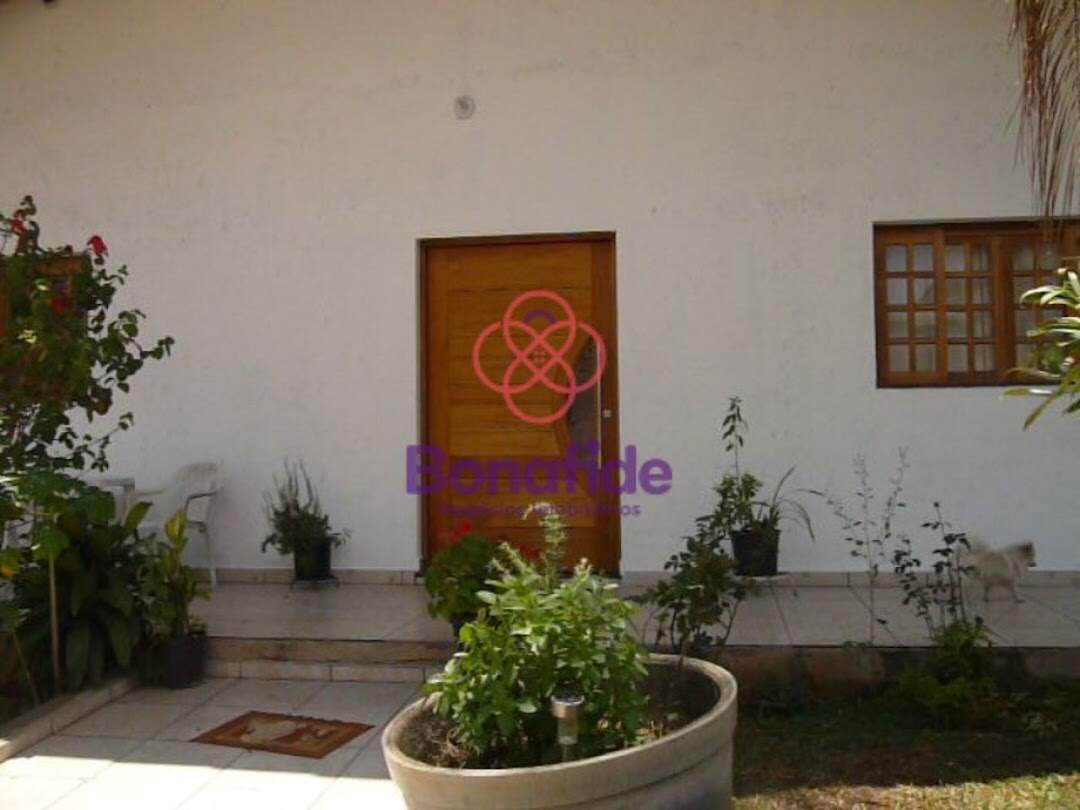 Casa à venda no Centro: 