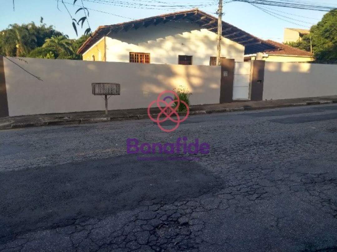 Casa à venda no Centro: 