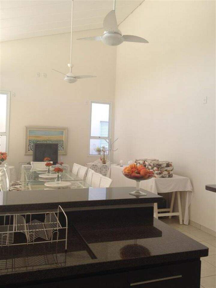 Casa à venda no Portal do Paraíso I: 