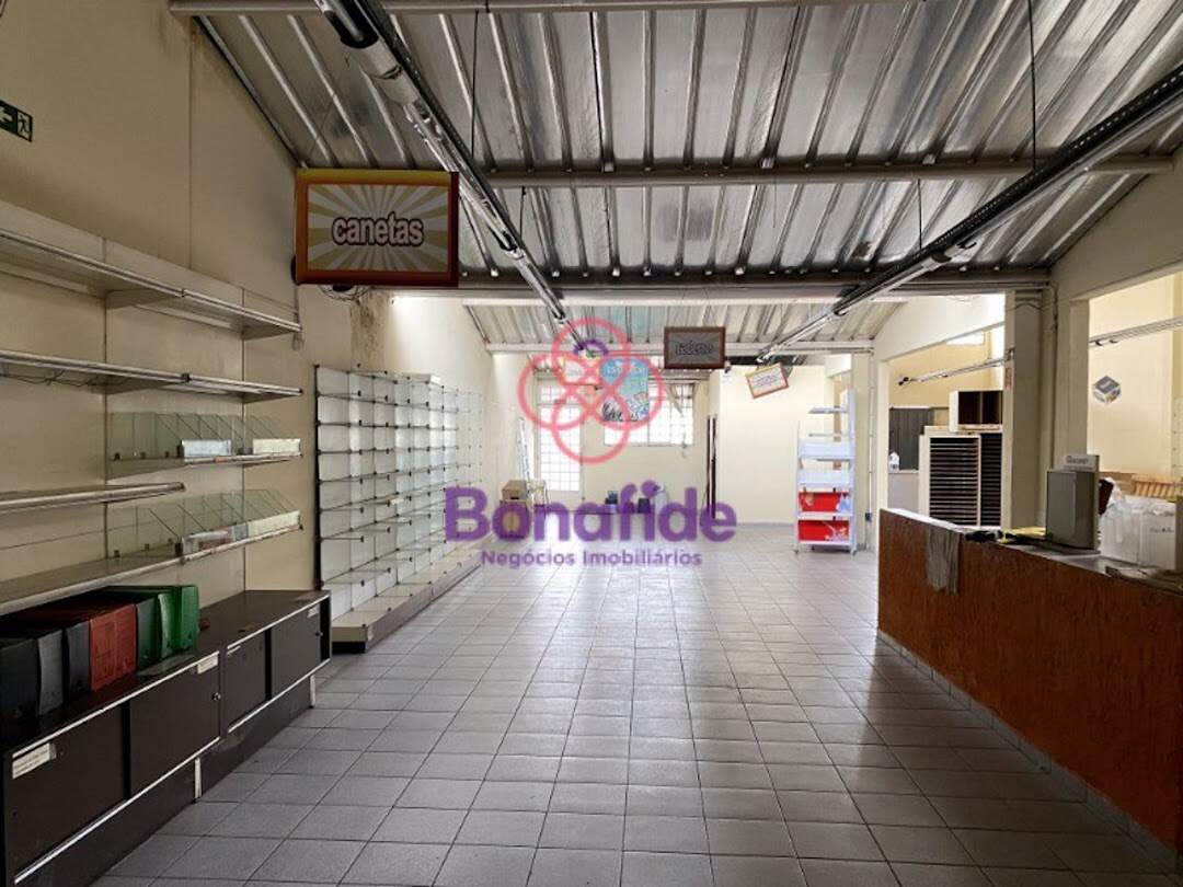 Salão à venda no Centro: 