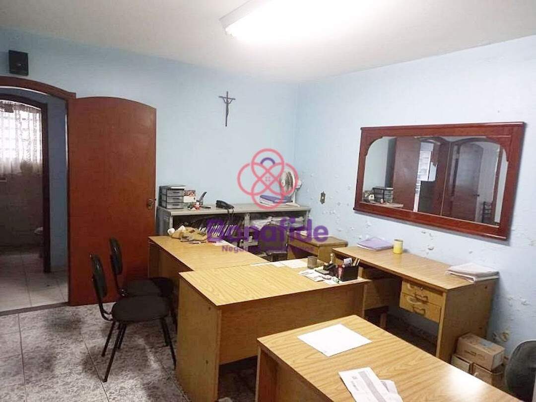 Casa à venda no Jardim Merci I: 