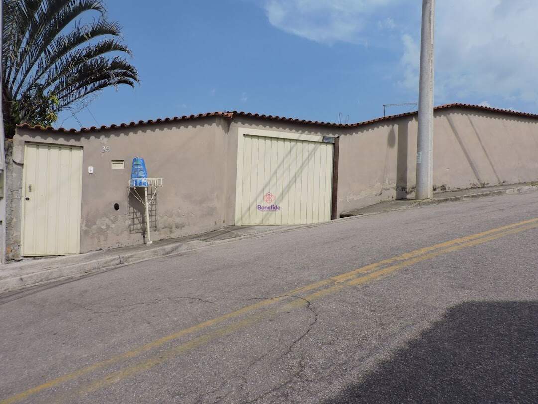 Casa à venda no Jardim do Lírio: 