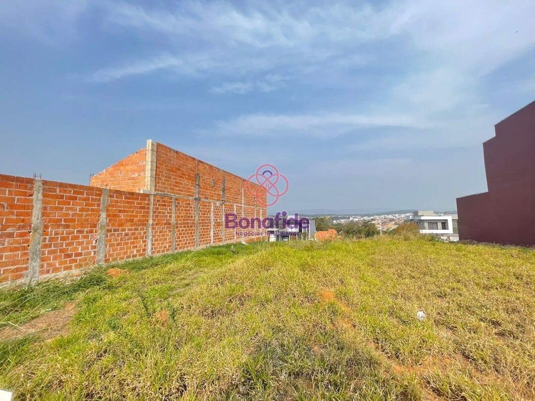 Terreno à venda no Residencial Tosi: 