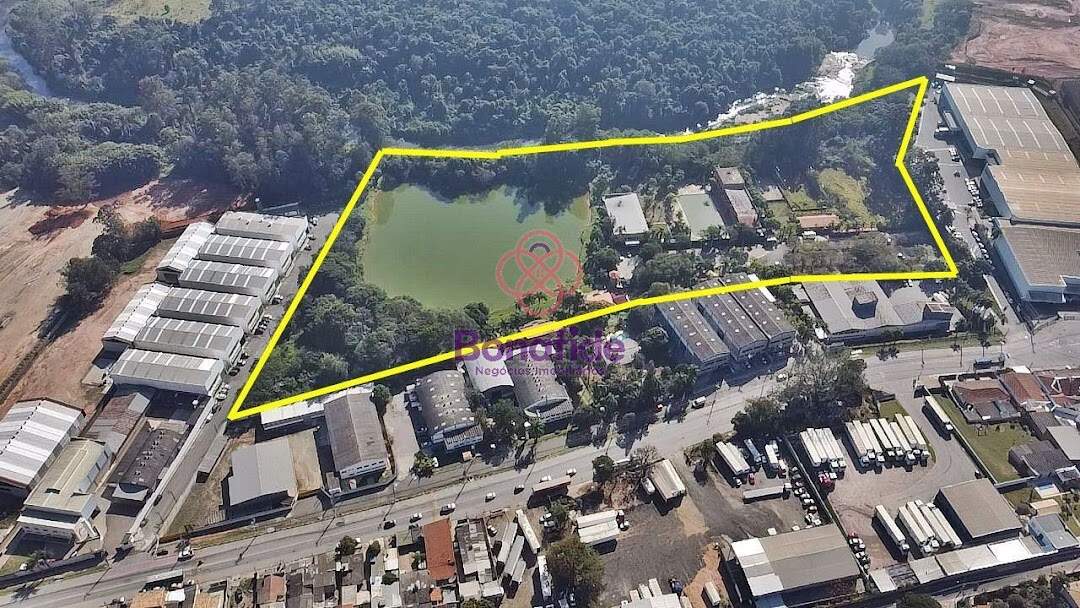 Área à venda no Chacara Santa Barbara: 